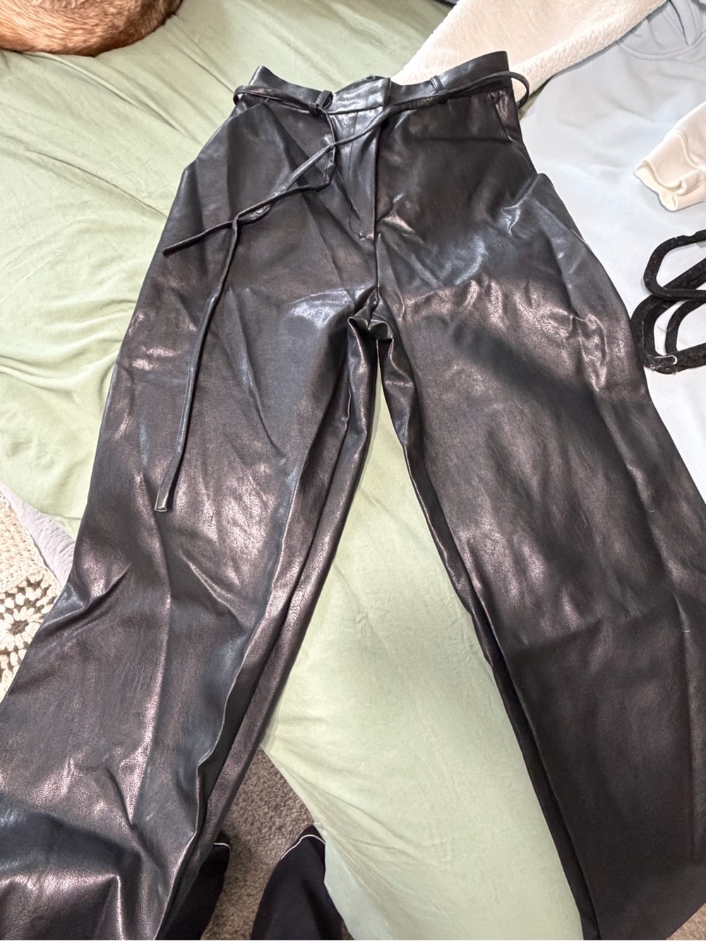 🖤 Francesca’s Faux Leather Wide Leg Pants 🖤